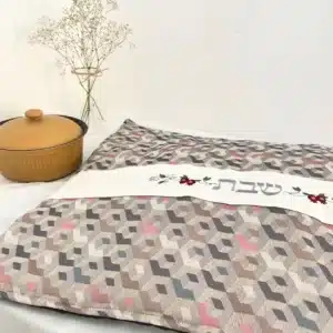 כיסוי פלטה רימונים גאומטרי אפור סגול-רונית גור